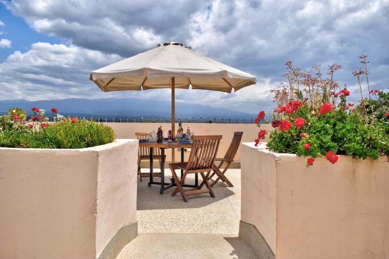 Peaks Hotel Nanyuki Extérieur photo